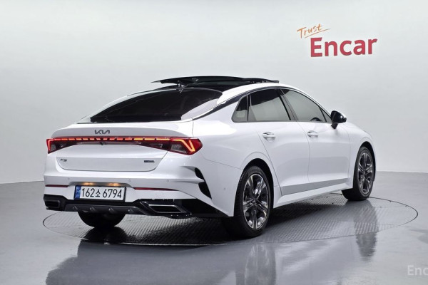 2021 Kia K5 с пробегом 42 178 км