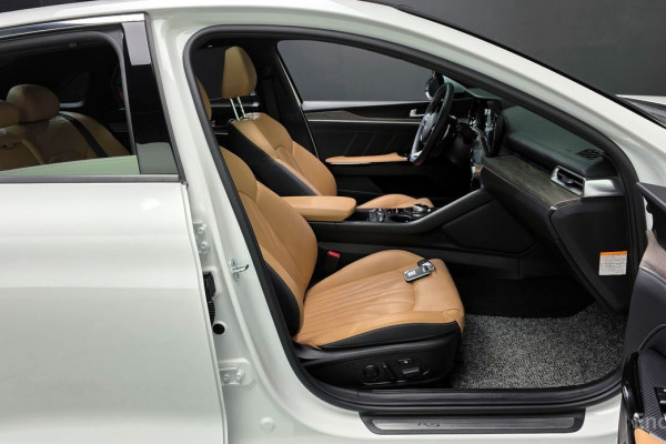 2021 Kia K5 с пробегом 42 178 км