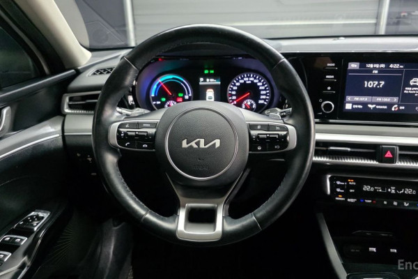 2022 Kia K5 с пробегом 76 395 км