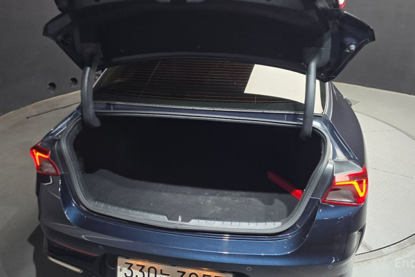 2022 Kia K5 с пробегом 93 869 км