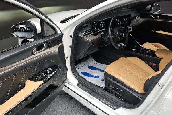 2021 Kia K5 с пробегом 111 256 км