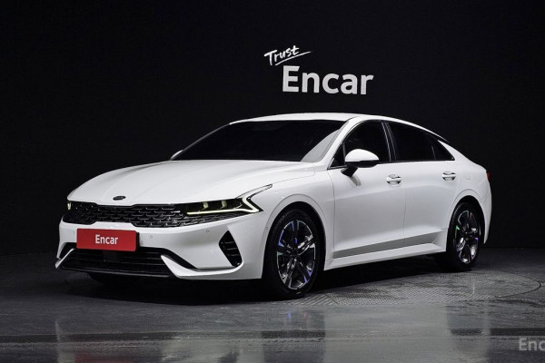 2021 Kia K5 с пробегом 111 256 км