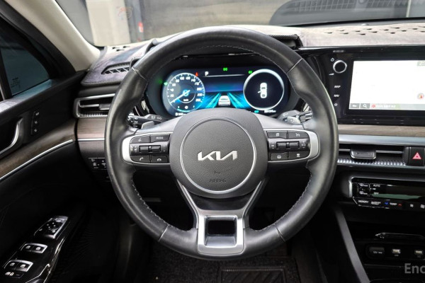 2022 Kia K5 с пробегом 33 154 км
