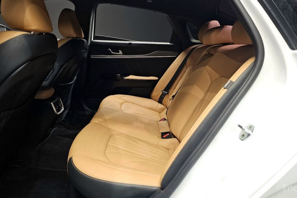 2021 Kia K5 с пробегом 111 256 км