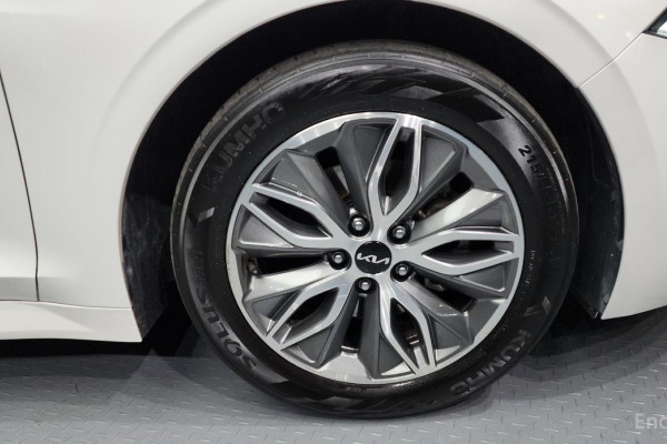 2022 Kia K5 с пробегом 98 973 км