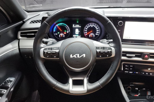 2022 Kia K5 с пробегом 98 973 км