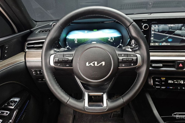 2022 Kia K5 с пробегом 39 094 км