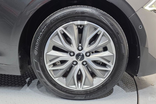 2022 Kia K5 с пробегом 76 964 км