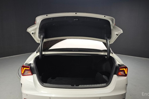 2022 Kia K5 с пробегом 39 094 км