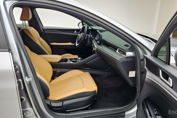 2022 Kia K5 с пробегом 39 166 км