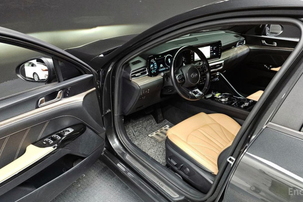 2021 Kia K5 с пробегом 93 521 км