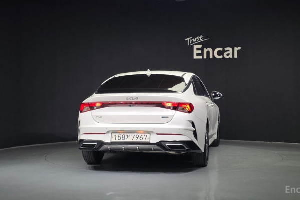 2022 Kia K5 с пробегом 111 350 км