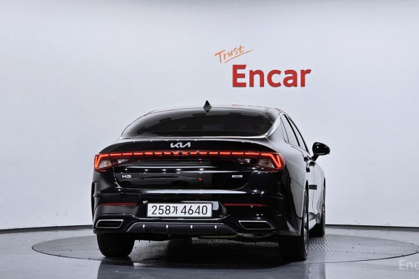 2022 Kia K5 с пробегом 38 302 км