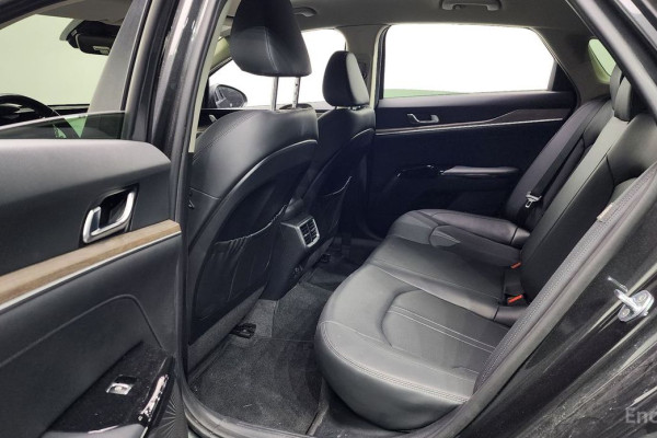 2021 Kia K5 с пробегом 86 436 км