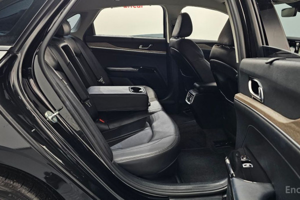 2022 Kia K5 с пробегом 38 302 км