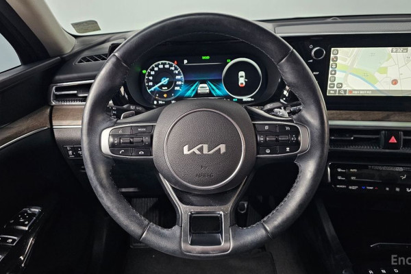 2022 Kia K5 с пробегом 38 302 км