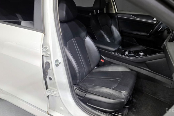 2022 Kia K5 с пробегом 111 350 км