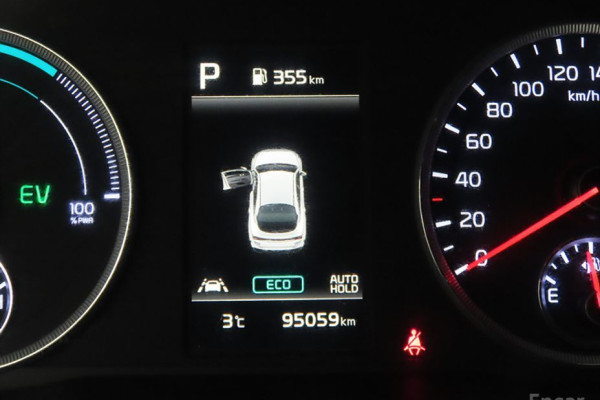 2022 Kia K5 с пробегом 95 058 км