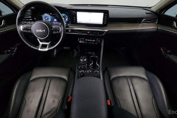 2022 Kia K5 с пробегом 73 460 км