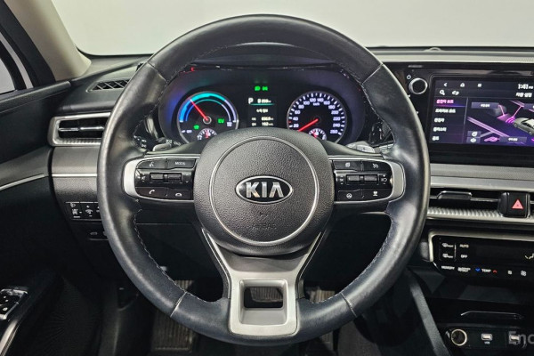 2021 Kia K5 с пробегом 157 312 км