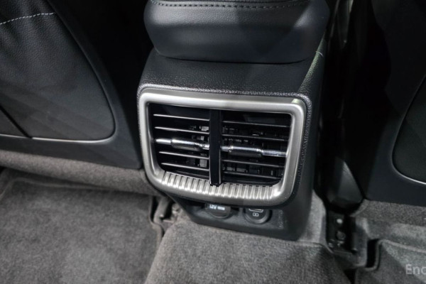 2022 Kia K5 с пробегом 77 275 км