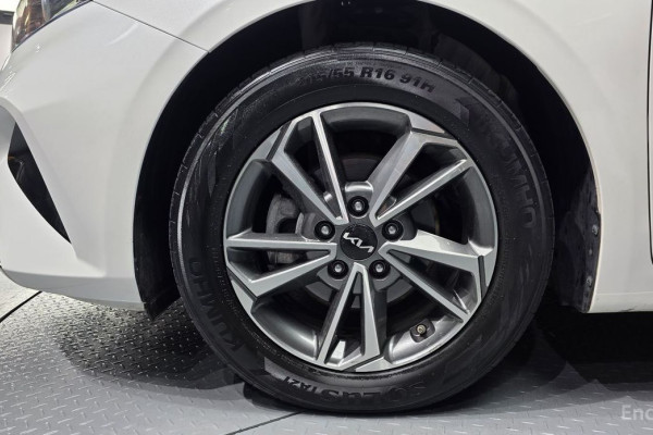 2021 Kia K3 с пробегом 64 652 км