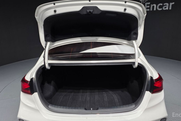 2021 Kia K3 с пробегом 64 652 км