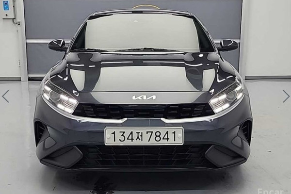 2021 Kia K3 с пробегом 104 324 км