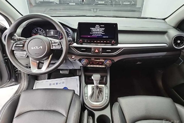 2021 Kia K3 с пробегом 104 324 км
