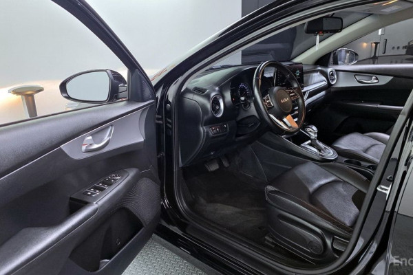 2022 Kia K3 с пробегом 115 512 км