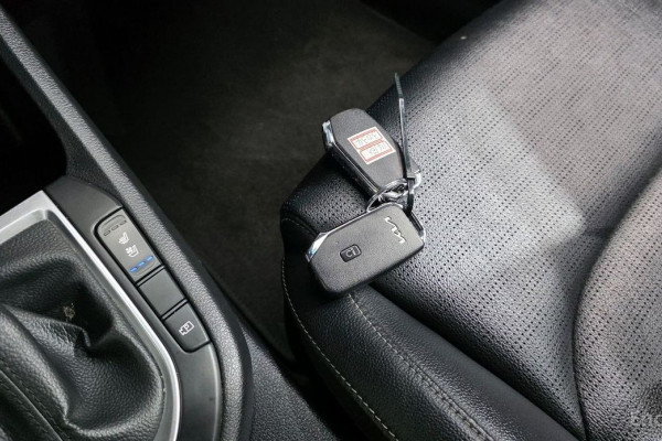 2022 Kia K3 с пробегом 115 512 км