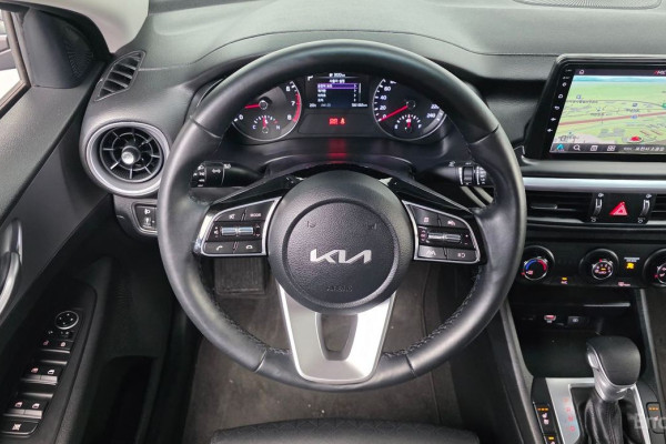 2022 Kia K3 с пробегом 56 182 км