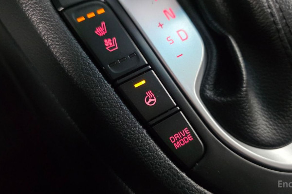 2022 Kia K3 с пробегом 56 182 км