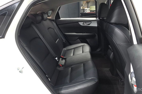 2021 Kia K3 с пробегом 41 142 км