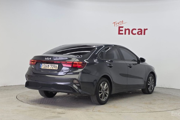 2022 Kia K3 с пробегом 109 033 км