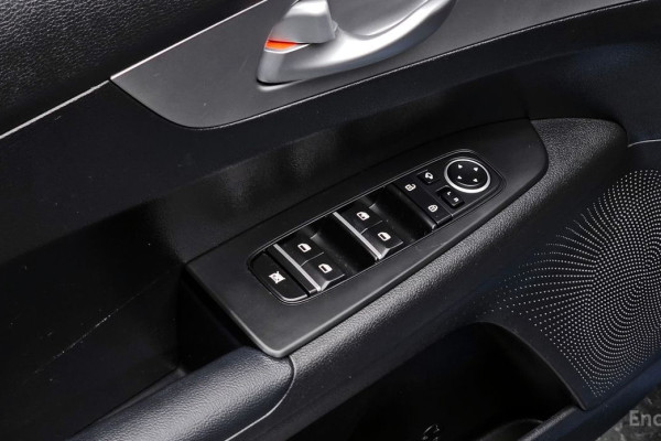 2022 Kia K3 с пробегом 83 233 км