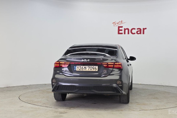 2022 Kia K3 с пробегом 109 033 км