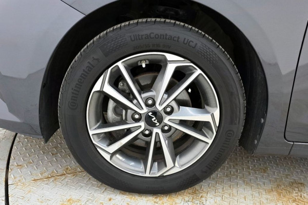 2022 Kia K3 с пробегом 109 033 км