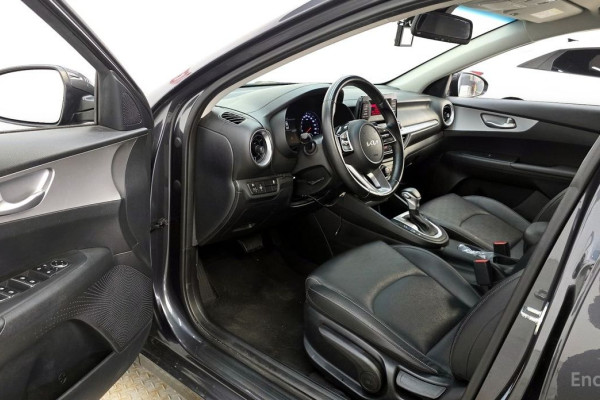 2022 Kia K3 с пробегом 109 033 км