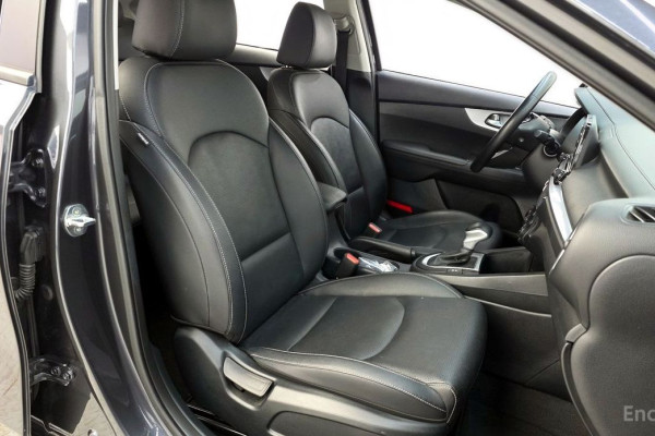 2022 Kia K3 с пробегом 109 033 км