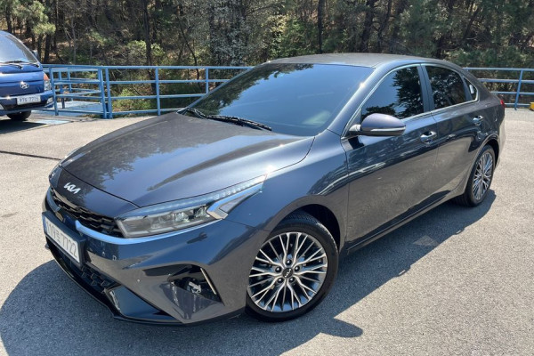 2021 Kia K3 с пробегом 86 000 км