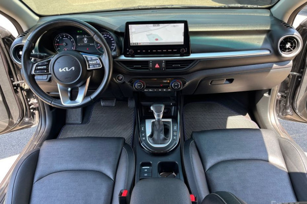 2021 Kia K3 с пробегом 86 000 км