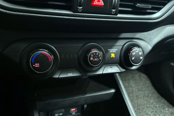 2022 Kia K3 с пробегом 75 079 км