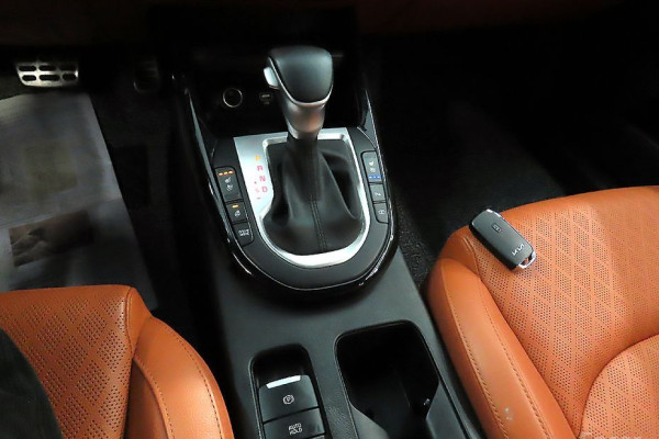 2022 Kia K3 с пробегом 94 306 км