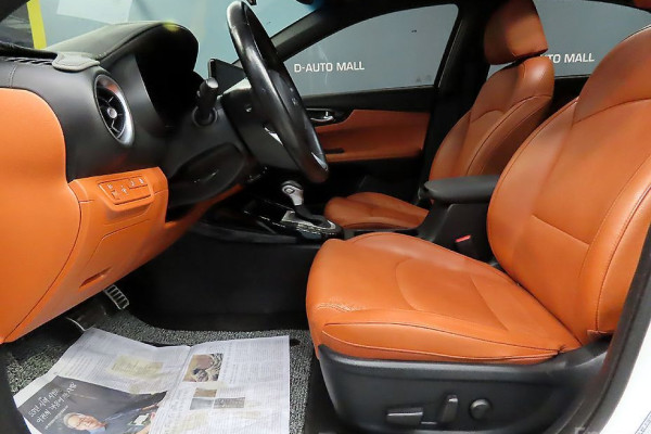 2022 Kia K3 с пробегом 94 306 км