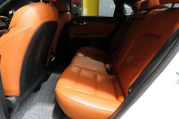 2022 Kia K3 с пробегом 94 306 км