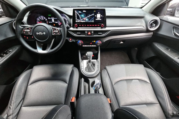 2021 Kia K3 с пробегом 75 988 км