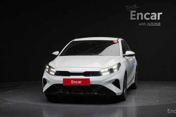 2022 Kia K3 с пробегом 31 110 км