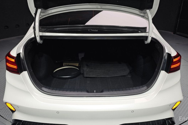 2021 Kia K3 с пробегом 68 222 км