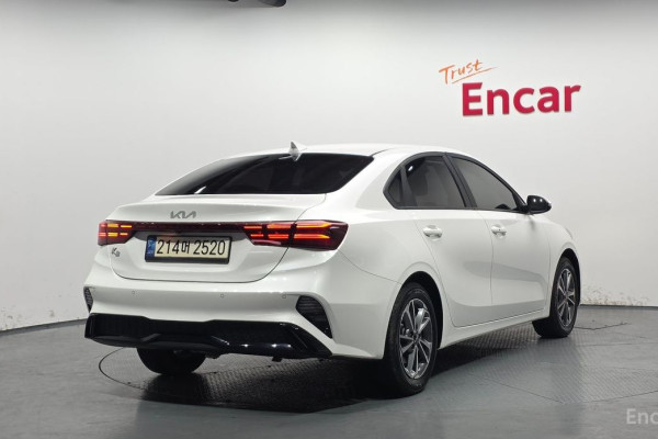 2022 Kia K3 с пробегом 83 291 км